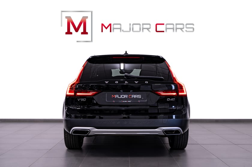 Bild 5 av Volvo V90 Cross Country D4 AWD Momentum Adv B-Kamera Keyless Värmare Carplay
