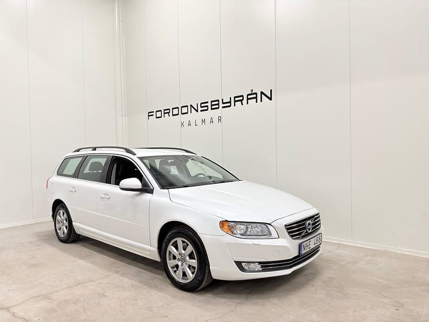 Bild 2 av Volvo V70 D4 Momentum VOC D-värm Rattvärme Drag