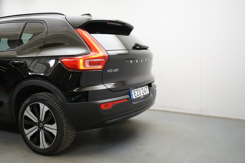 Bild 3 av Volvo XC40 Recharge Single Motor Plus Edition, Ränta 2,95%, on call, Förarstol elmanövrerad, Dragkrok