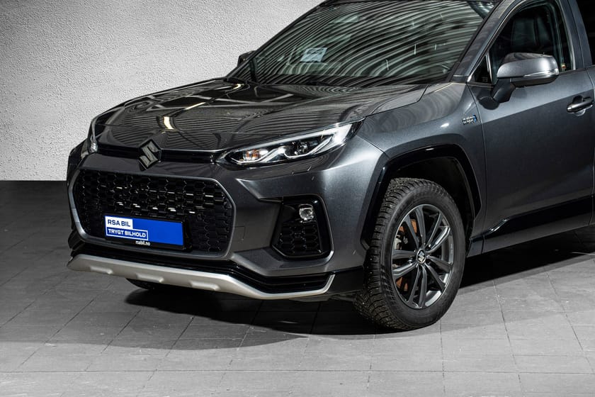 Bilde 2 av Suzuki Across Plug-in Hybrid E-Four PHEV 306hk GLX First Edition