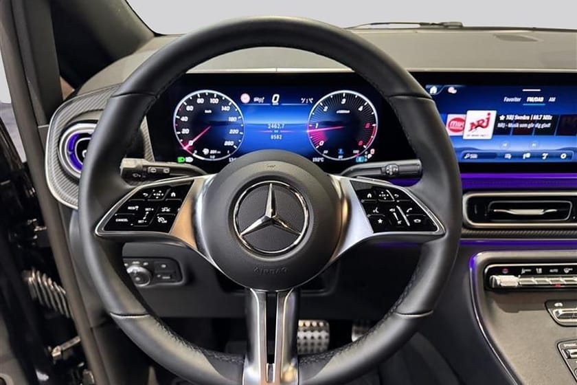 Bild 3 av Mercedes-Benz V 300d 4MATIC 3.2t Ex.lång AMG LINE|MOMS| BURMESTER