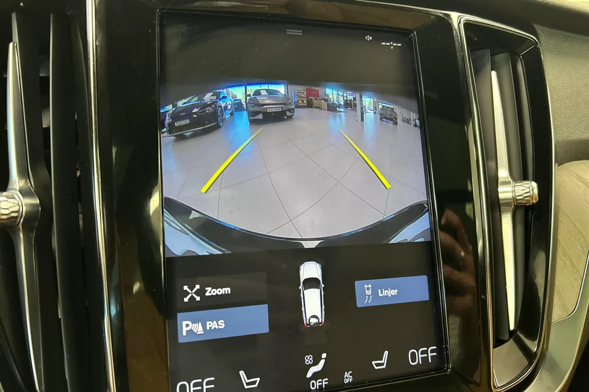 picture of a car