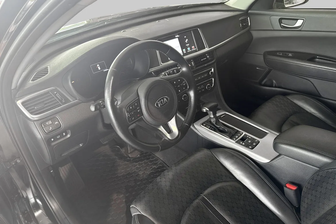 picture of a car