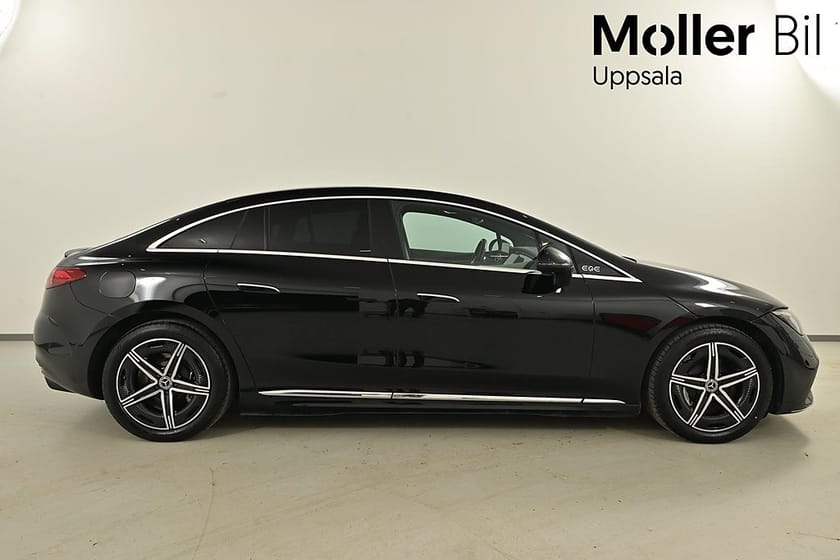Bild 2 av Mercedes-Benz EQE 300 89 kWh 245hk, AMG, Kamera, Värmare