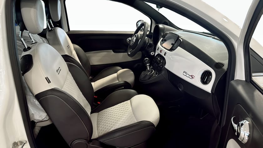 Bild 3 av Fiat 500C Hybrid CAB DOLCEVITA 1.0 70HK HEDIN EDITION