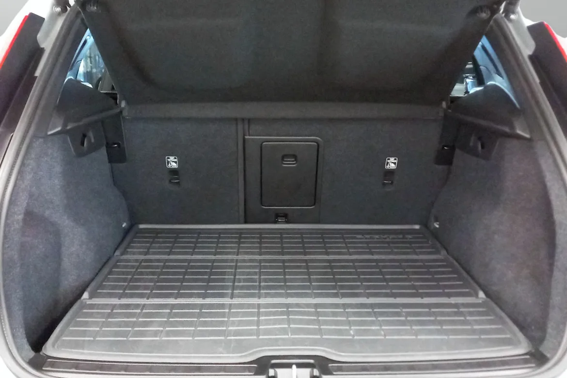 Volvo EX40 Single Motor Extended Range