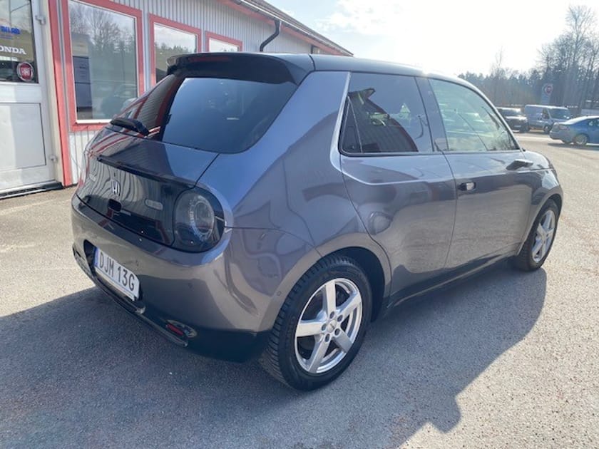 Bild 3 av Honda E Advance