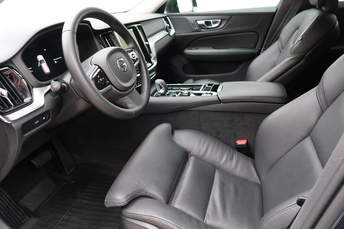 Volvo V60 2025 - miniatyr 4