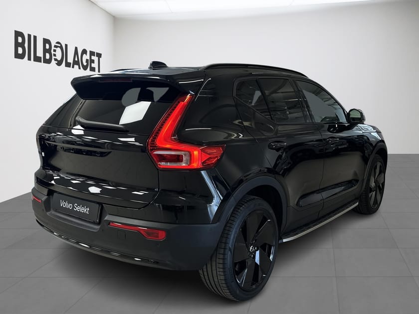 Bild 4 av Volvo EX40 Twin Motor Performance M Ultra Black Edt