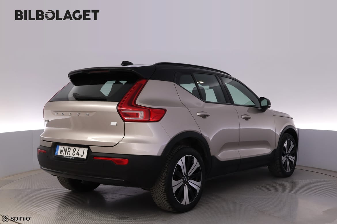 Volvo XC40 2023 - miniatyr 4