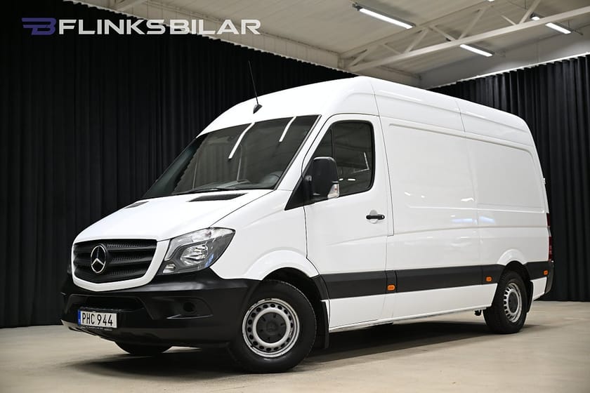 Bild 1 av Mercedes-Benz Sprinter 316 BlueTEC Skåpbil Automat|Drag|Värmare|Backkamera|EnÄgare|Kamkedja