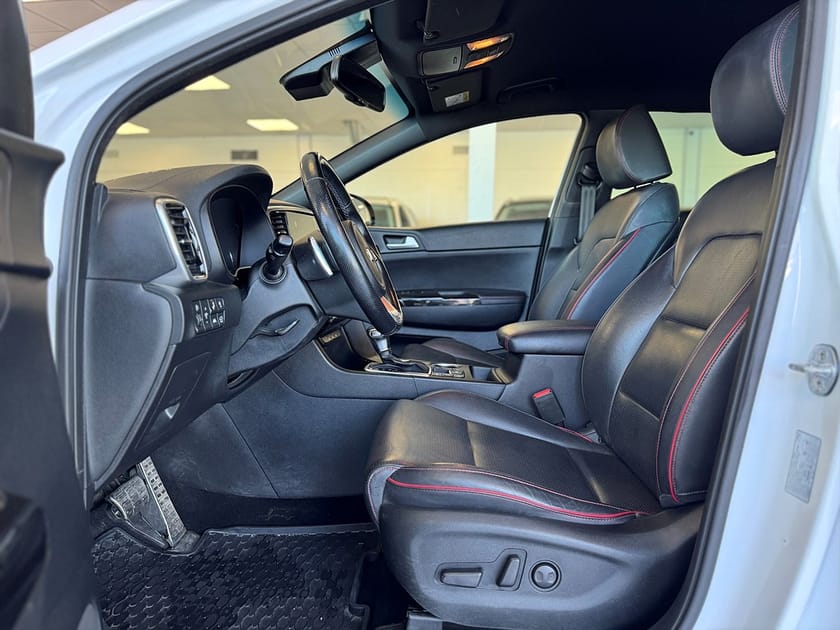 Bild 5 av Kia Sportage 1.6 T-GDI AWD JBL GT-Line Drag Kamera