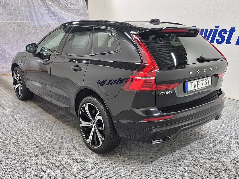 Bild 5 av Volvo XC60 T6 Recharge Plus Dark plug in AWD 350HK 4x4 Panorama