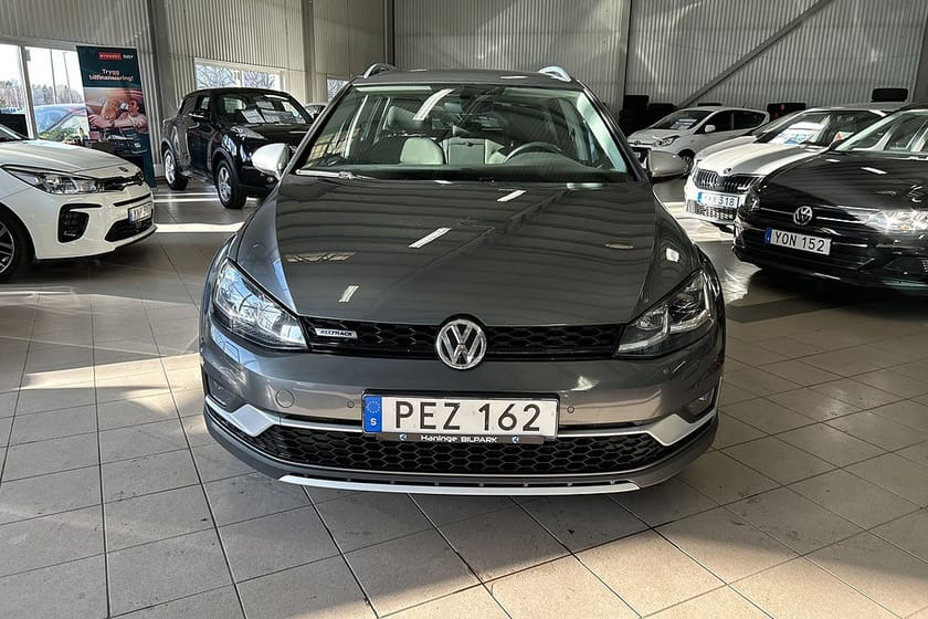 Bild 3 av Volkswagen Golf Alltrack 2.0 TDI 4Motion / SUPERDEAL 3,95% / VÄRMARE / DRAG /