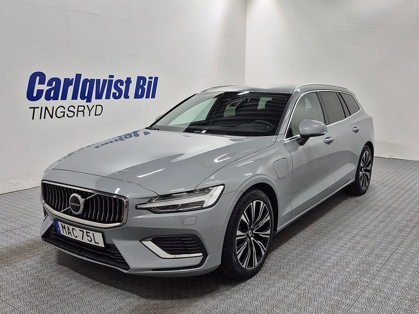 Bild 1 av Volvo V60 T6 Recharge Core Bright plug in AWD 350HK 4x4