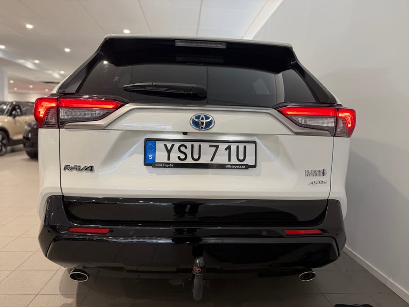 Bild 5 av Toyota RAV4 Plug-in Hybrid X Edition / Dragkrok / Elektrisk stol / Adaptiv farthållare /