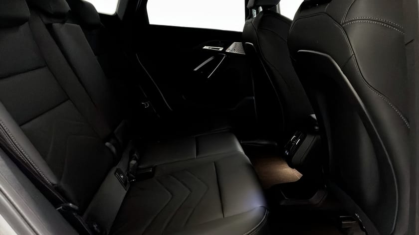 Bild 5 av BMW iX1 eDrive20 Business edition M Sport Pro H&K HUD 360 Kamera