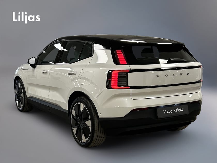 Bild 4 av Volvo EX30 Single Motor Extended Range Ultra//Dragkrok//