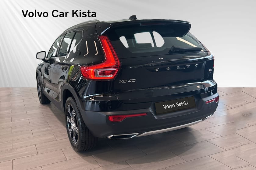 Bild 4 av Volvo XC40 T4 FWD Inscription Läder B-Kamera Orrefors
