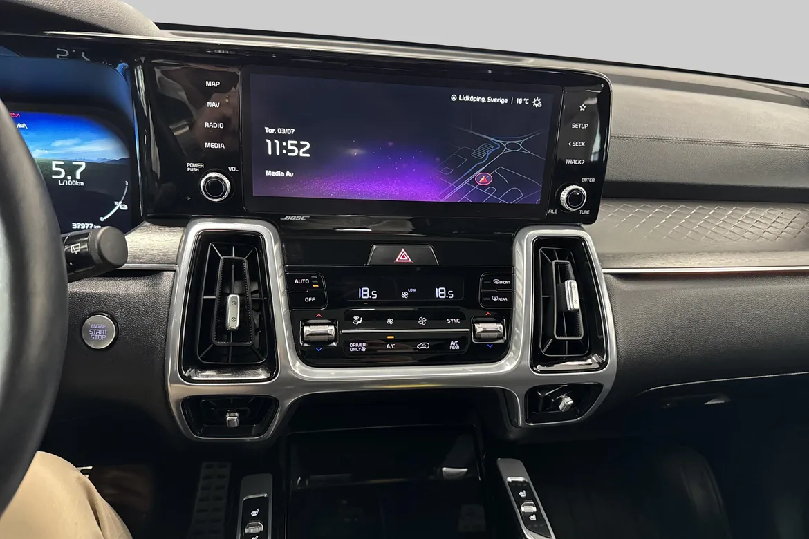 picture of a car