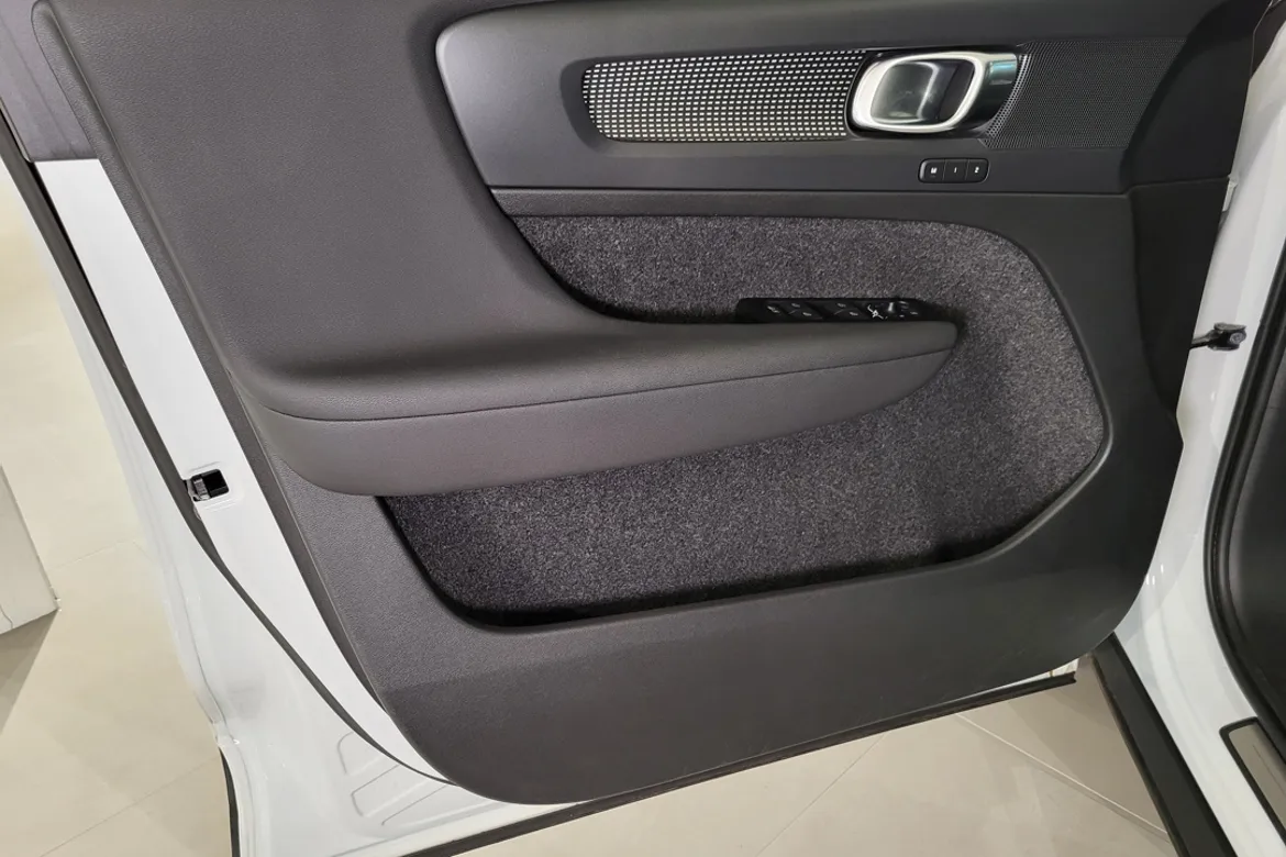 Volvo XC40 P6 Recharge