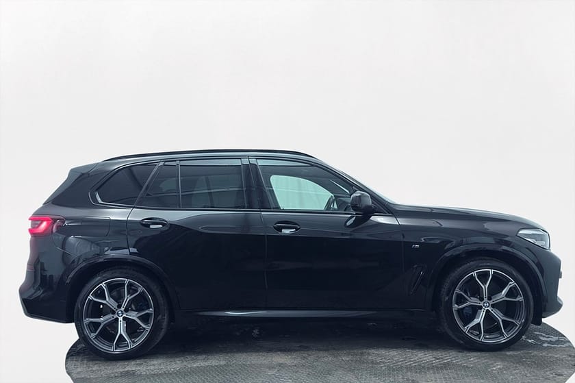 Bild 5 av BMW X5 xDrive45e iPerformance M Sport Drag Luftfj Nav Kamera Kamkedja 394hk