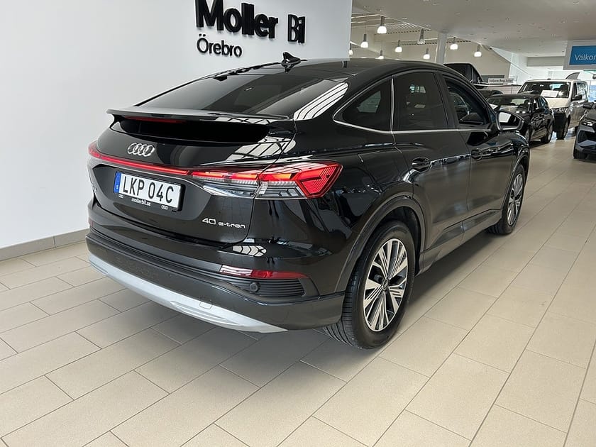Bild 4 av Audi Q4 40 Sportback e-tron E- P