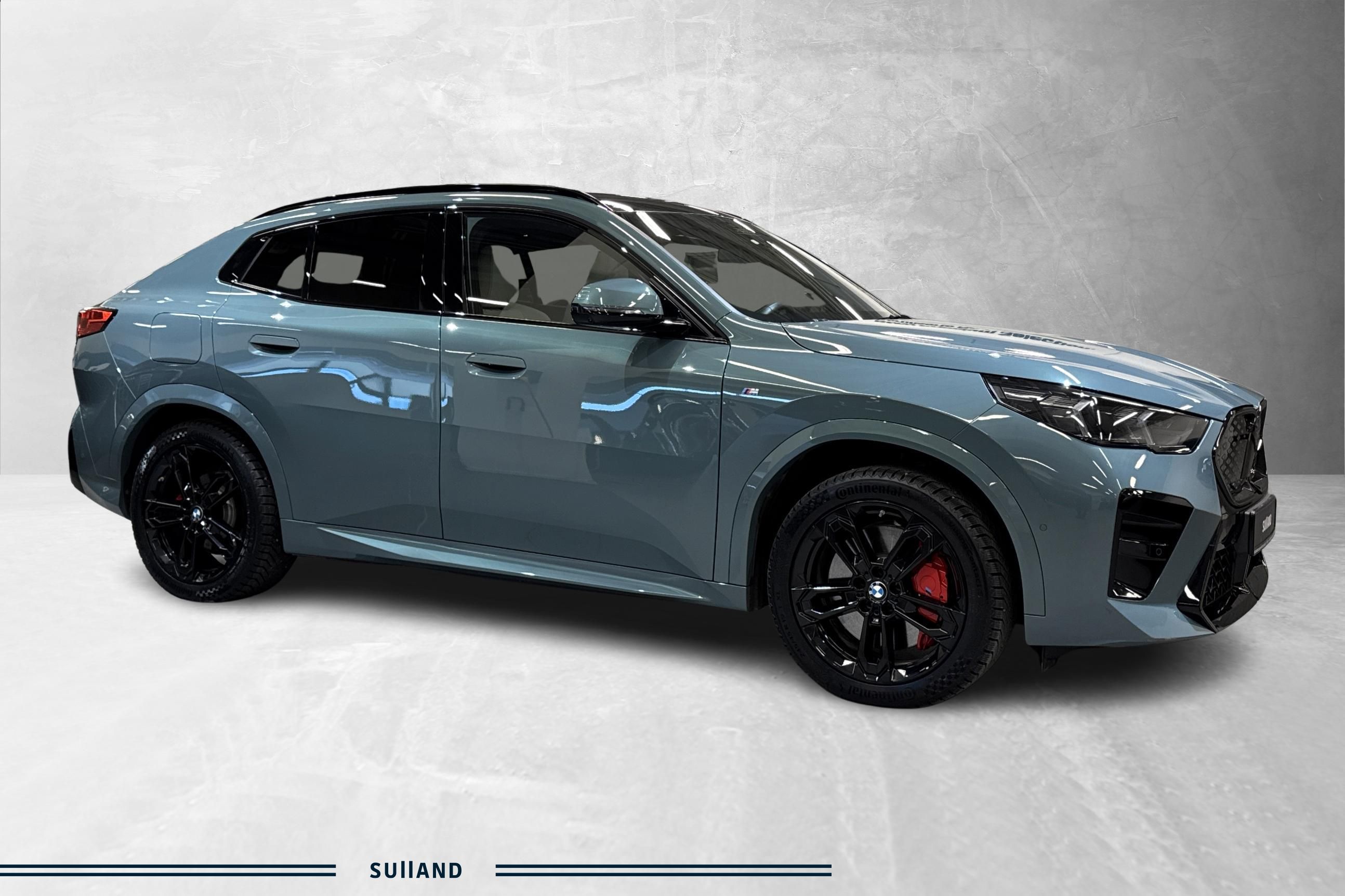 Thumnail bilde 2 av BMW iX2 xDrive30