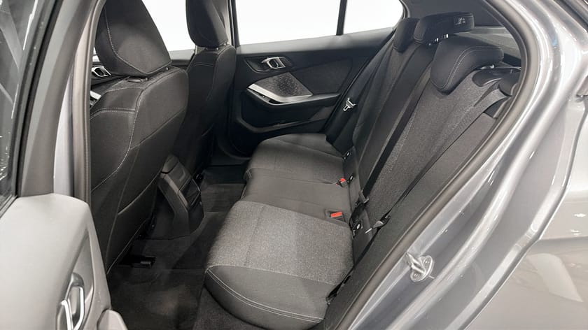 Bild 5 av BMW 120 5d Skyscraper grey Rattvärme