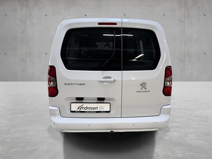 Bilde 4 av Peugeot Partner L2 Increased Payload 130hk  Hengerfeste/Park.varmer/