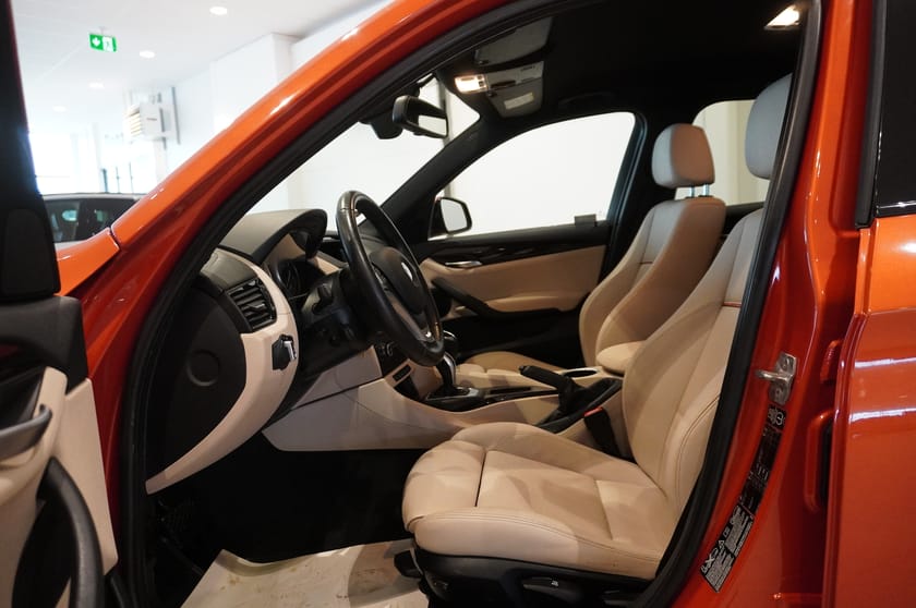 Bild 5 av BMW X1 xDrive18d Steptronic xLine Läder 143hk