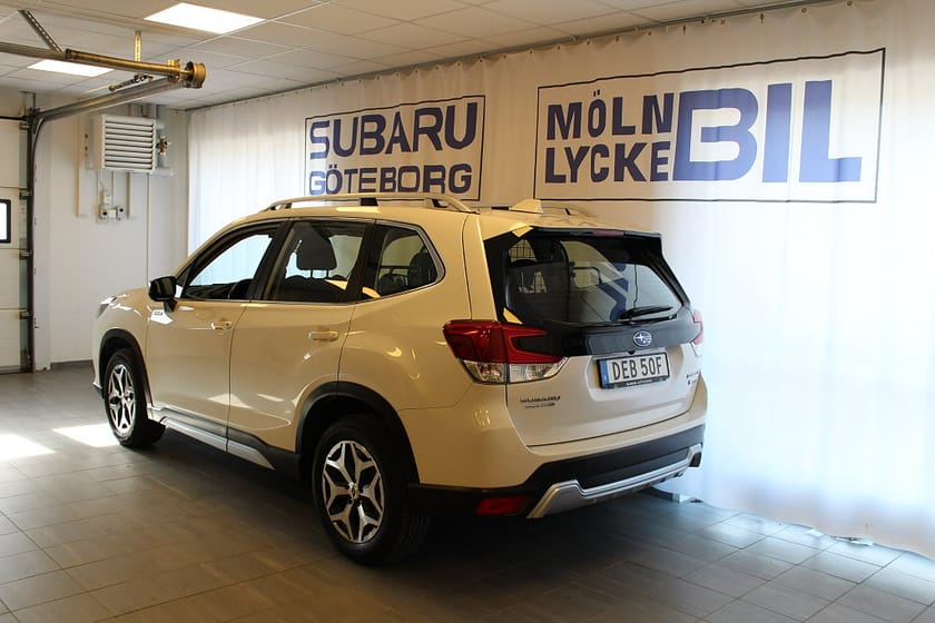 Bild 3 av Subaru Forester e-Boxer XFuel 2.0i Aut Base (150hk) **Kampanj**
