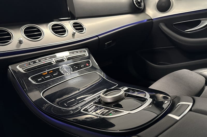 Mercedes-Benz E 200 T d