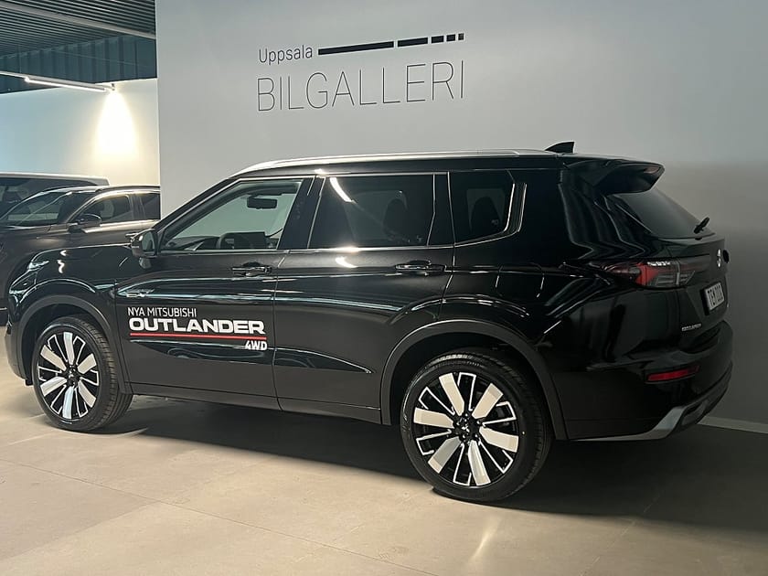 Bild 3 av Mitsubishi Outlander PHEV Invite 4wd PLUG IN