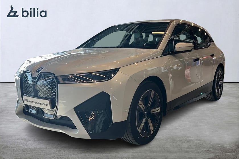 Bild 1 av BMW iX xDrive40 Comfort/Sportpaket/Drag/H/K