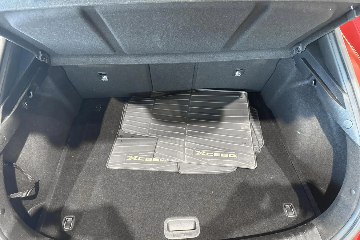 picture of a car