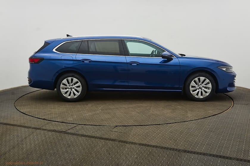 Bild 3 av Volkswagen Passat Variant eHybrid 1.5 TSI DSG 272hk Business