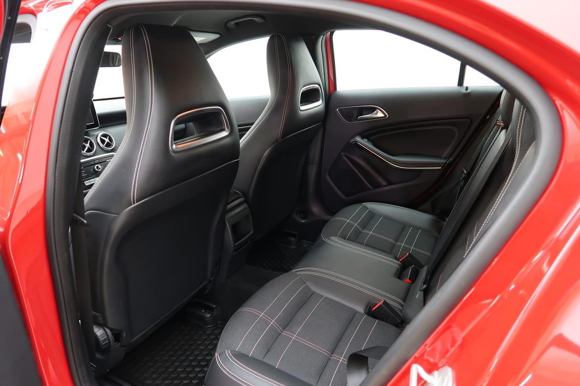 Mercedes-Benz A-Klass 2017 - miniatyr 4