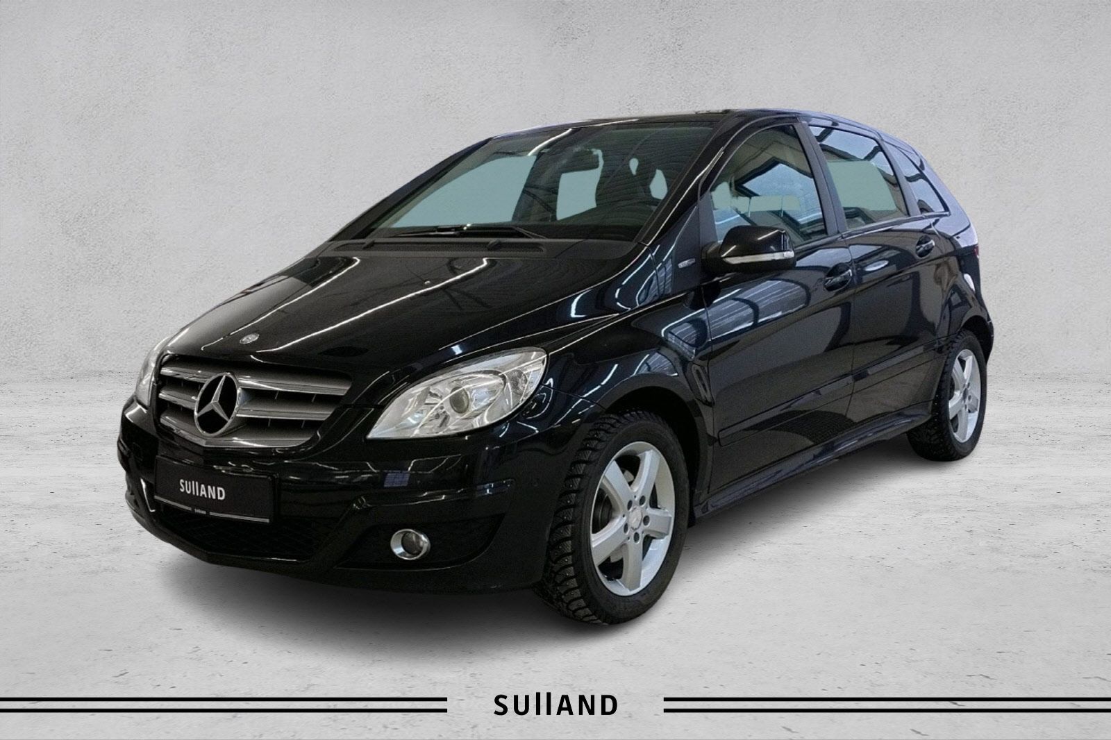 Thumnail bilde 0 av Mercedes-Benz B 180