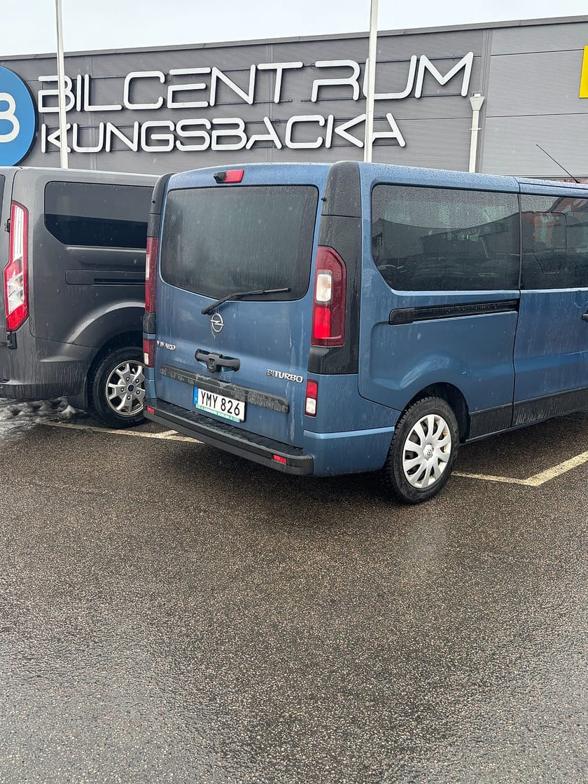 Bild 4 av Opel Vivaro Kombi 2.9t 1.6 CDTI B-kamera värmare 9-sitsar