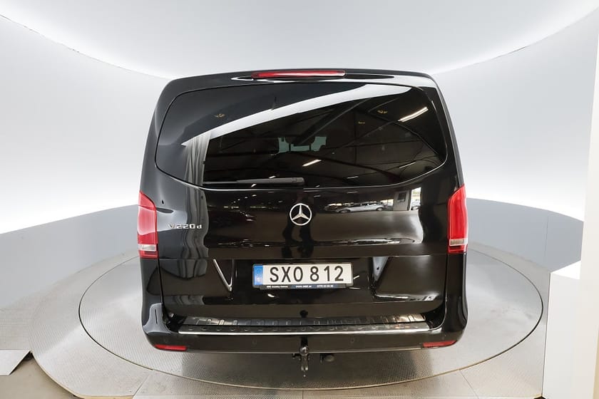 Bild 4 av Mercedes-Benz V 220d 3.1t 6-sits B-kamera Dragkrok Värmare Vinterhjul