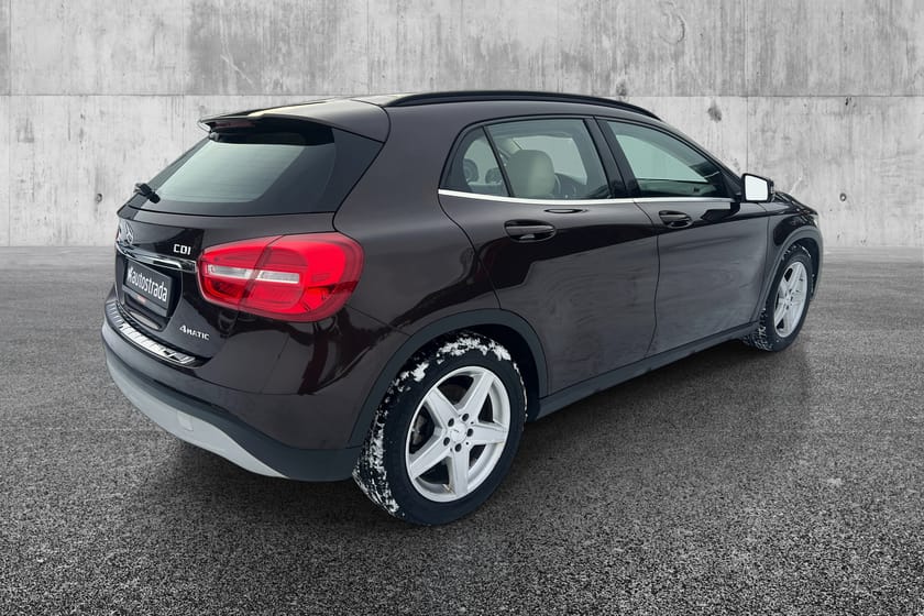 Bilde 3 av Mercedes-Benz GLA 200 CDI 4MATIC GLA200 4Matic/Service/Panorama