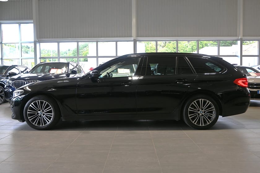 Bild 2 av BMW 520d Touring Steptronic Sport line Navi Drag Backkamera