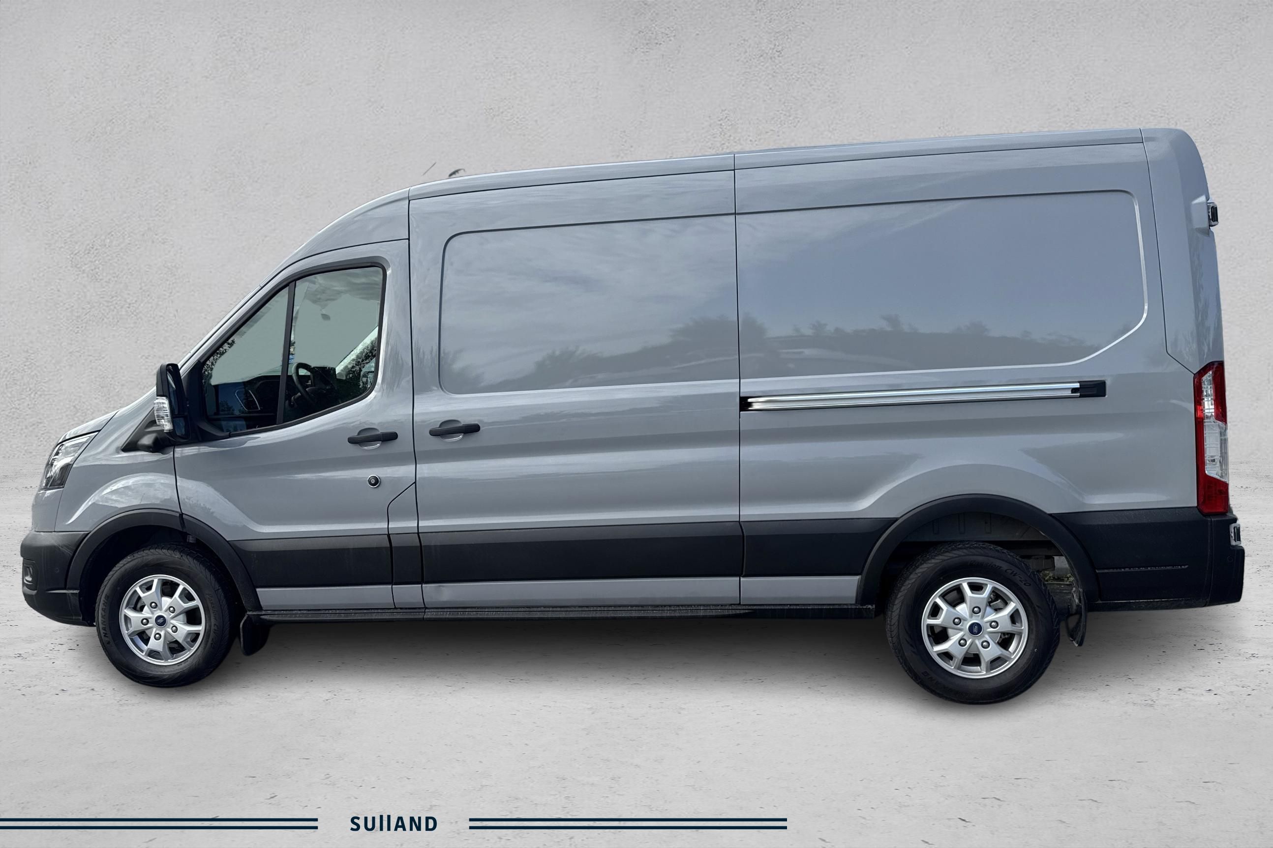 Thumnail bilde 1 av Ford E-Transit 350