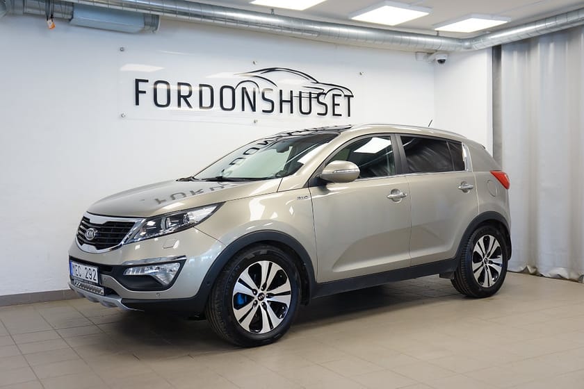 Bild 1 av Kia Sportage 2.0 CRDi 184HK AWD | PANORAMA | NAV | DRAGKROK