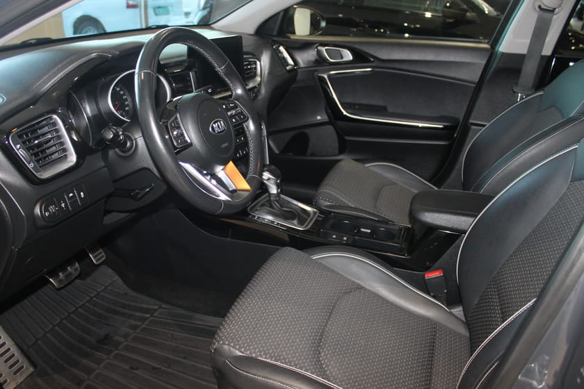 Bilde 4 av Kia Ceed 1,4 T-GDi 140hk First Edition aut