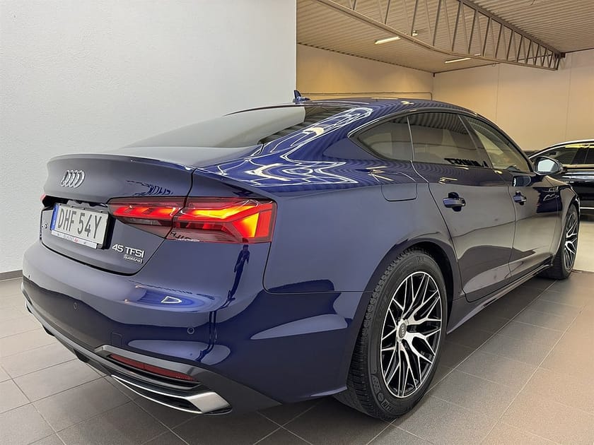 Bild 3 av Audi A5 Sportback 45 TFSI quattro MHEV 245hk Matrix/Cockpit/Bkamera/Carplay