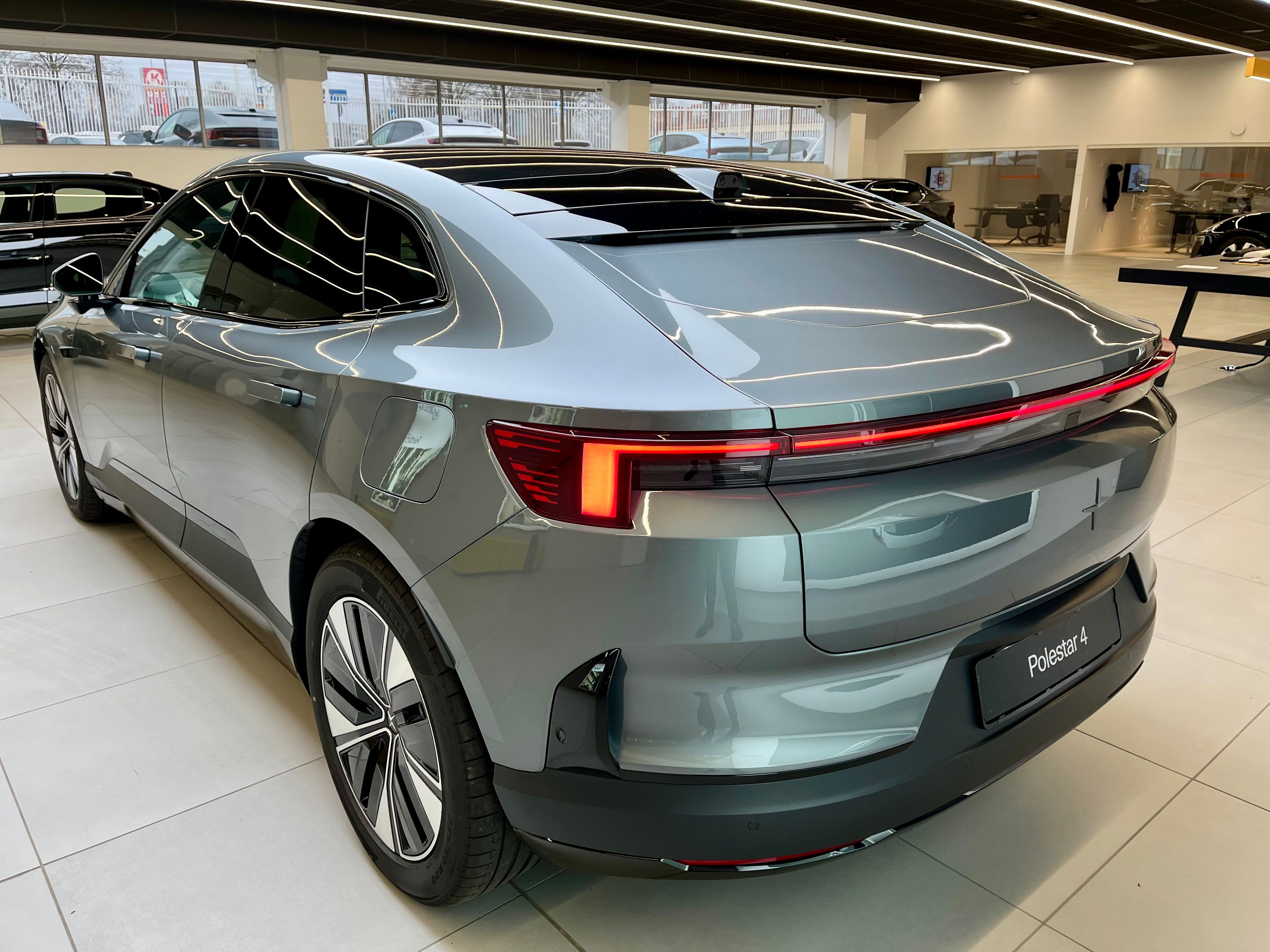 Polestar 4 Long Range Single Motor