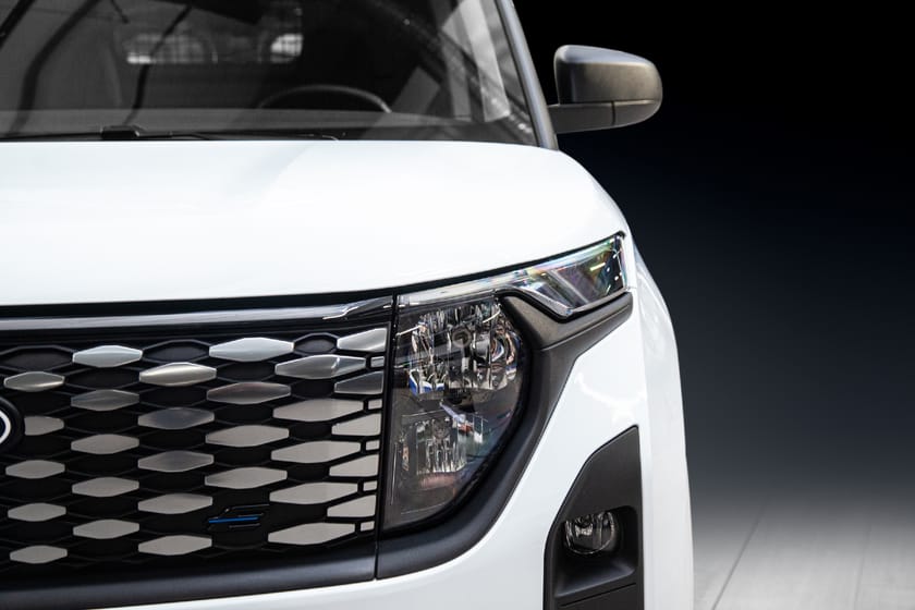 Bilde 4 av Ford E-Transit Courier Trend 301km WLTP / KROK / CC / 10-80% på 23 min!