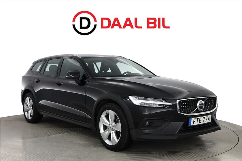 Bild 3 av Volvo V60 Cross Country B4 AWD 197HK CORE VÄRMARE B-KAMERA NFC NAVIGATION